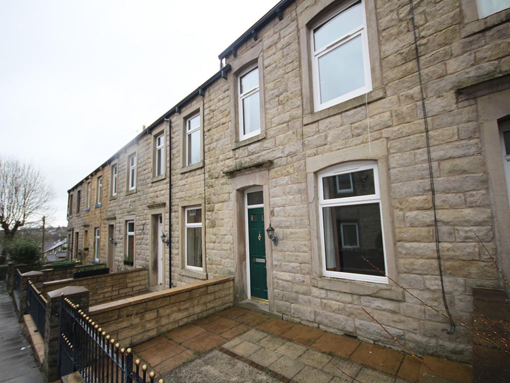 2 bedroom mid terrace house Let Agreed in Barnoldswick - 2016-04-05 08.17.57.jpg